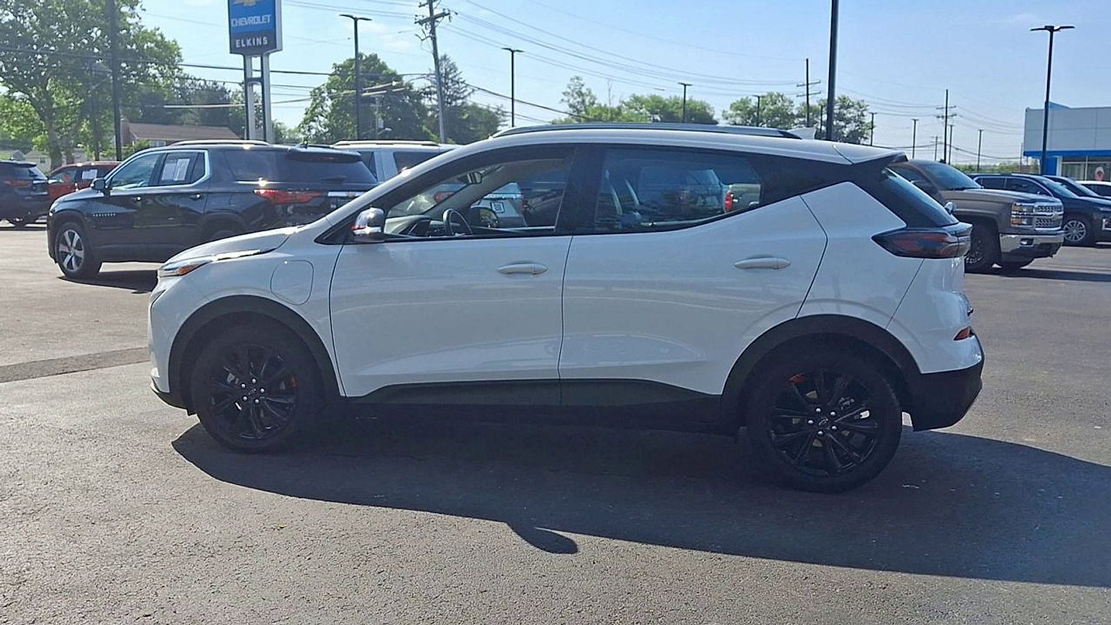 Certified 2023 Chevrolet Bolt EUV LT w/ Convenience Package FWD image 8