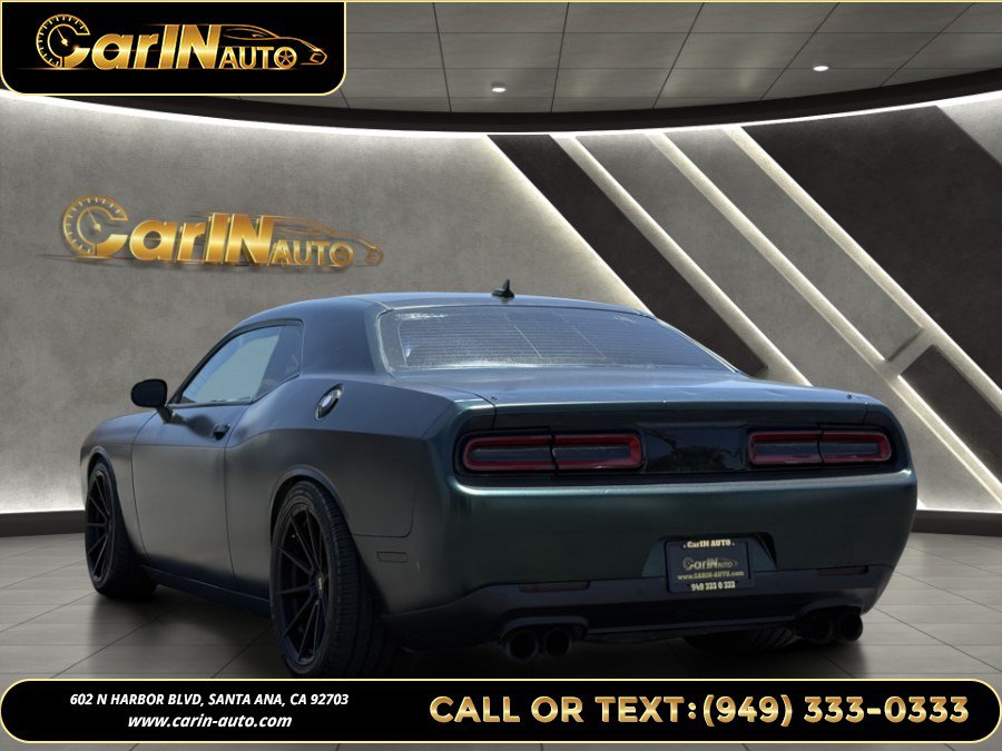 Used 2016 Dodge Challenger R/T Scat Pack RWD image 7