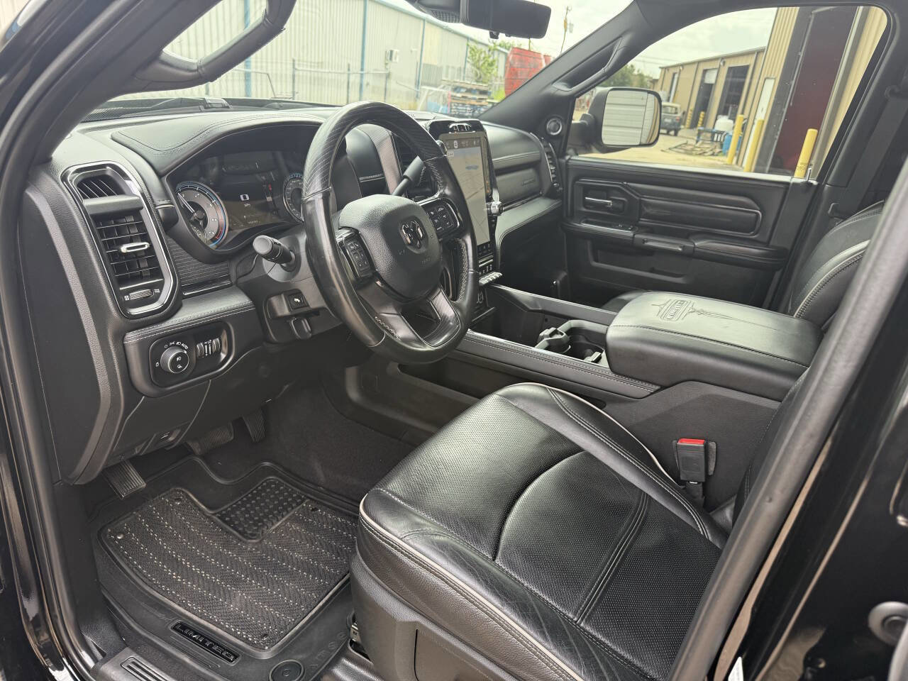 Used 2022 RAM 2500 Limited image 15