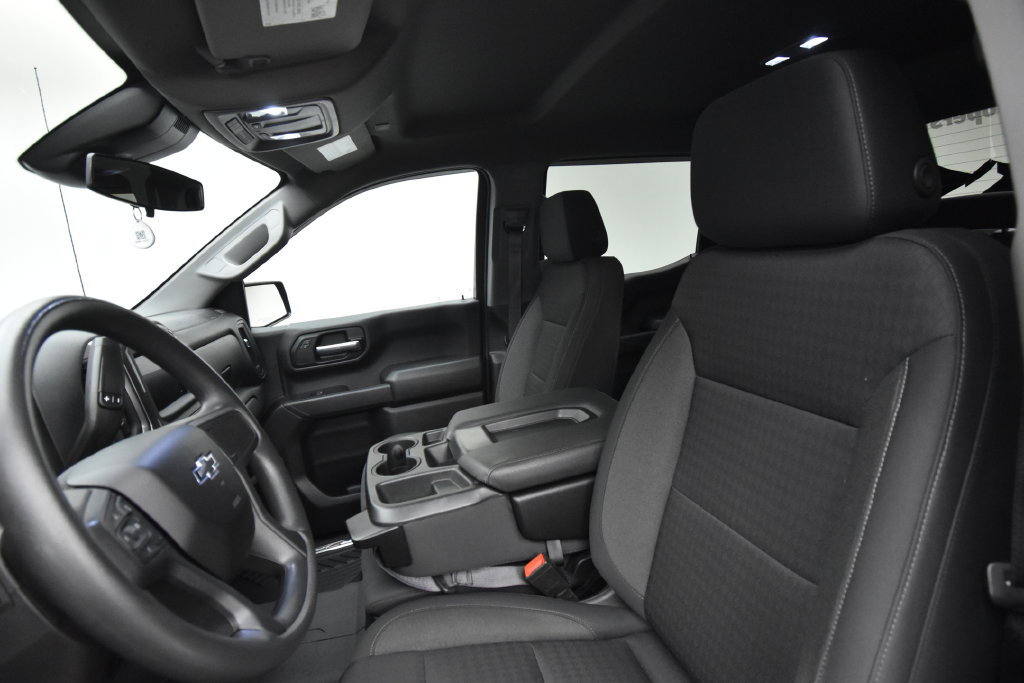 Used 2022 Chevrolet Silverado 1500 Custom Trail Boss w/ Midnight Edition AWD/4WD image 8