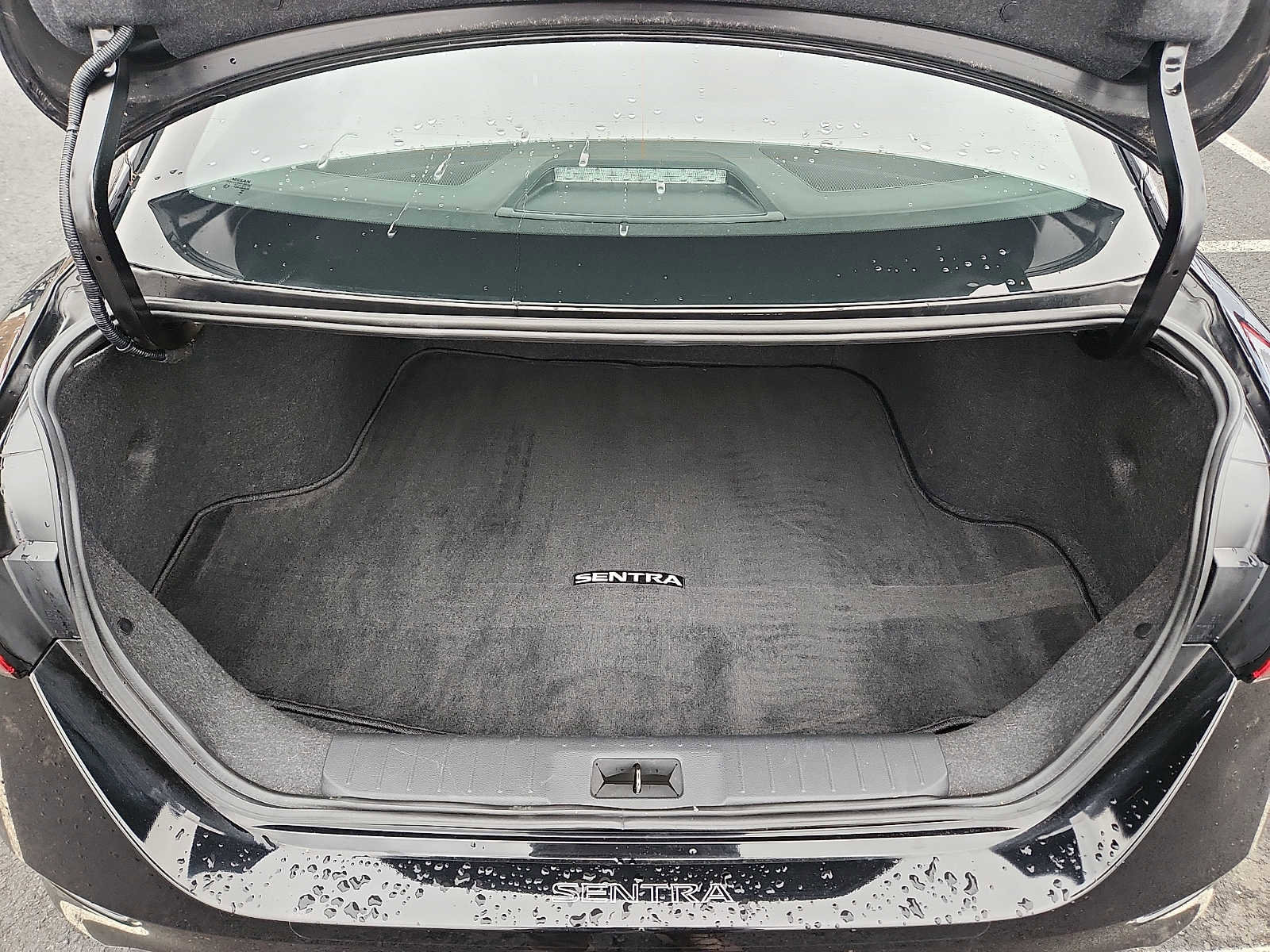 Used 2023 Nissan Sentra SV image 27