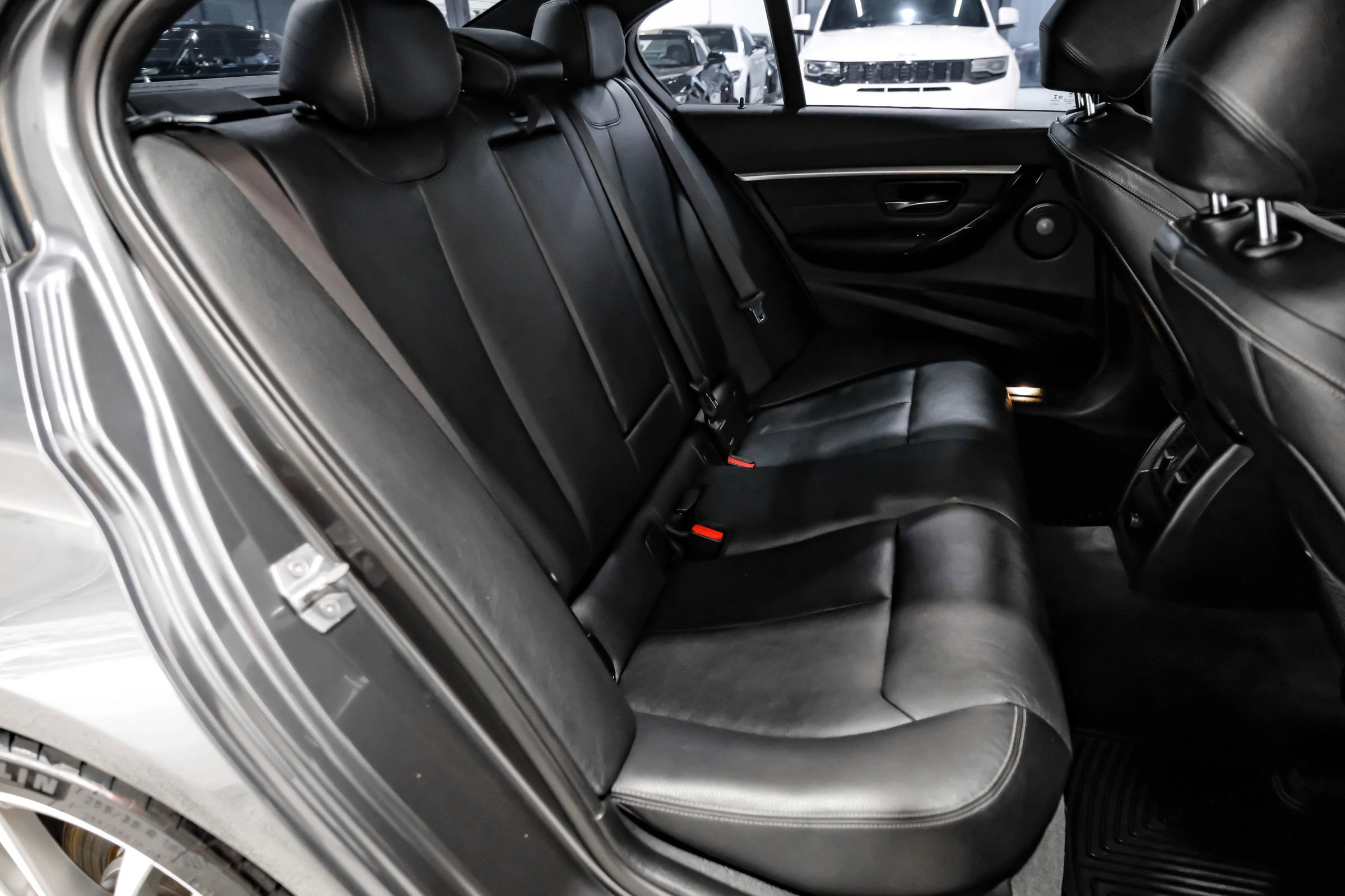 Used 2017 BMW 340i Sedan image 47