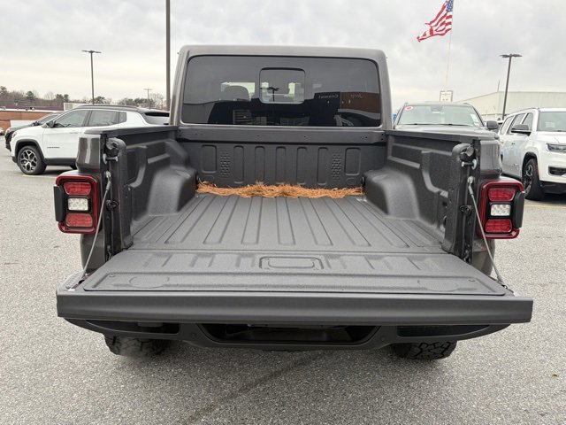 New 2025 Jeep Gladiator Sport image 7