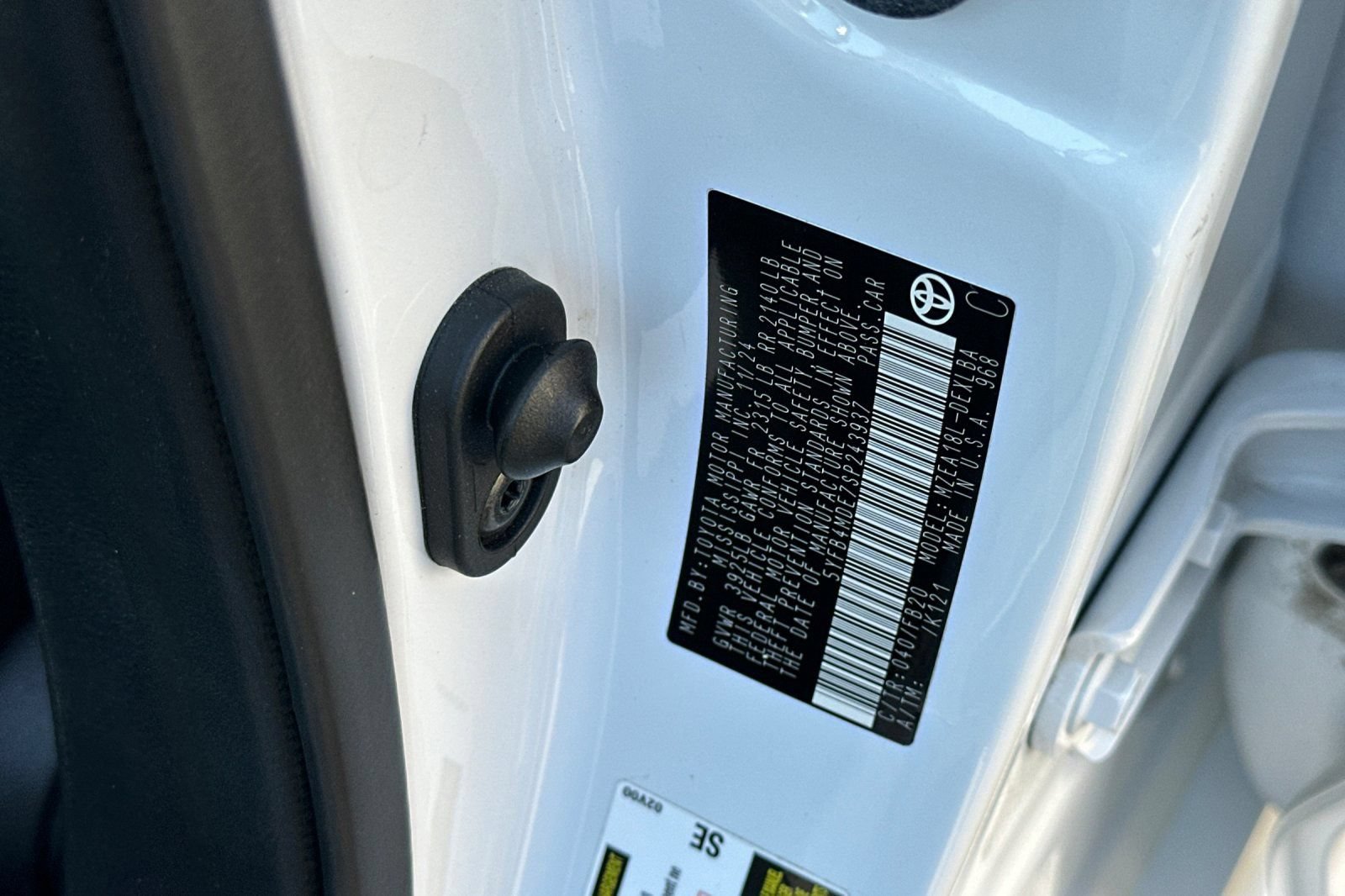 Used 2025 Toyota Corolla LE FWD image 26