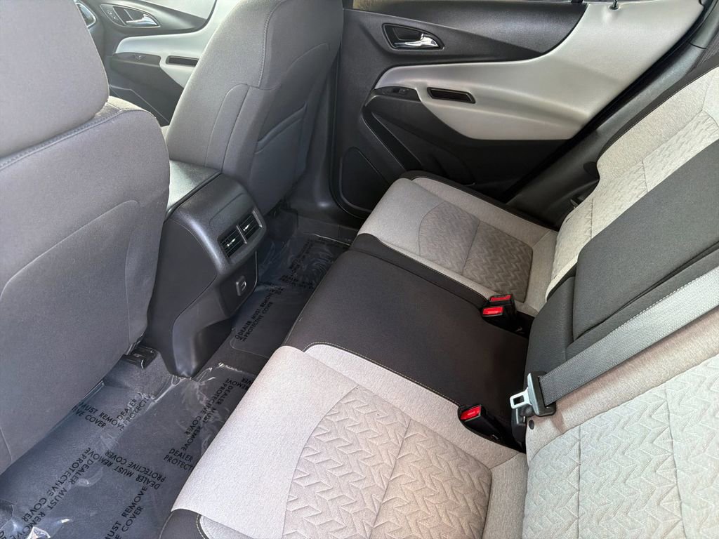 Used 2022 Chevrolet Equinox LS w/ LPO, Floor Liner Package AWD/4WD image 11