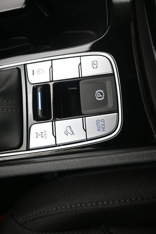 Used 2025 Hyundai Tucson SE AWD/4WD image 19