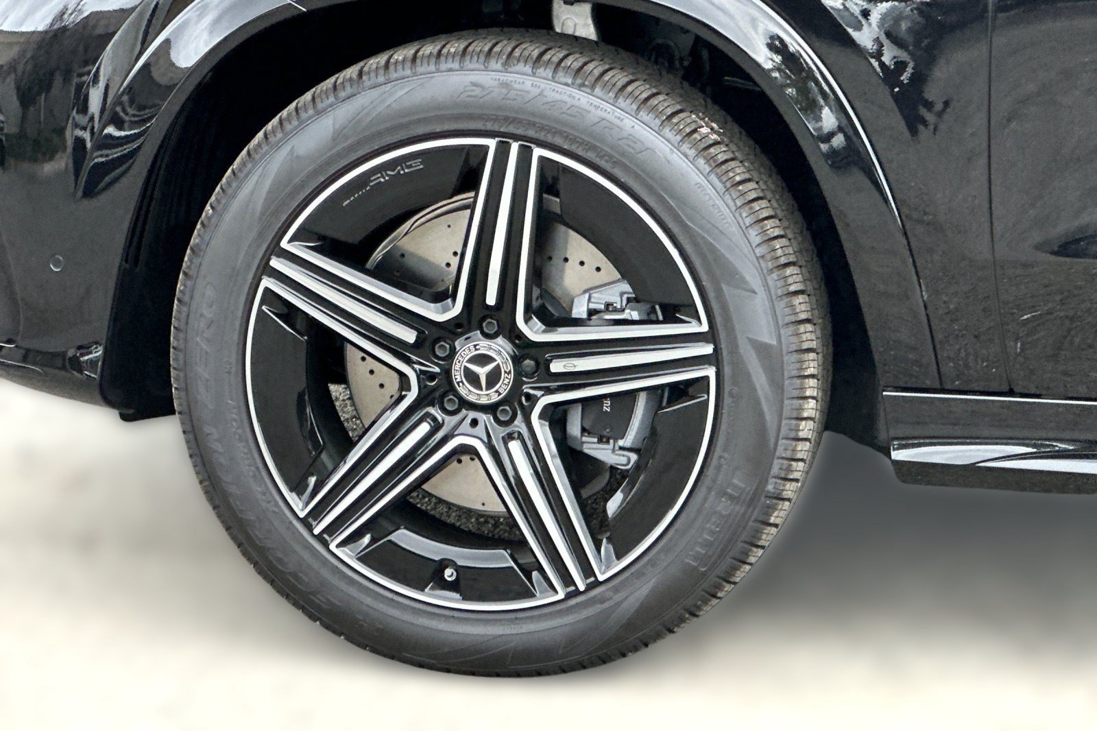 New 2026 Mercedes-Benz GLE 580 4MATIC image 13