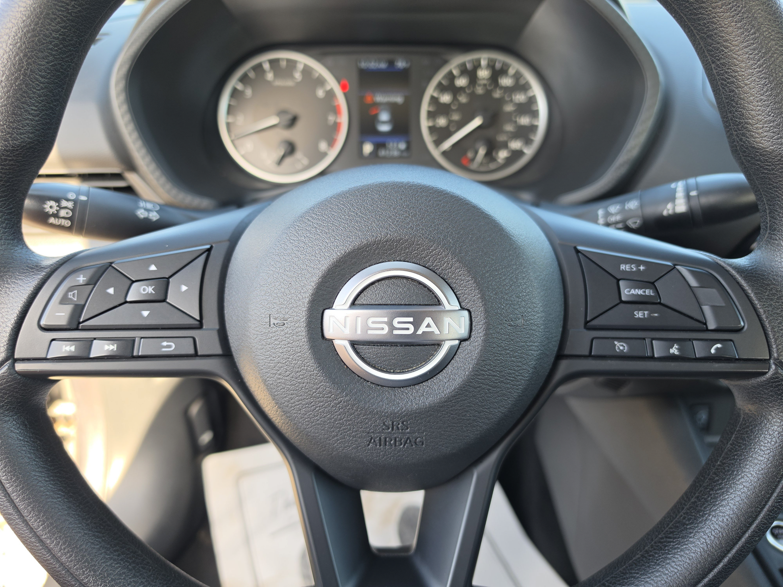 Used 2025 Nissan Sentra S FWD image 32