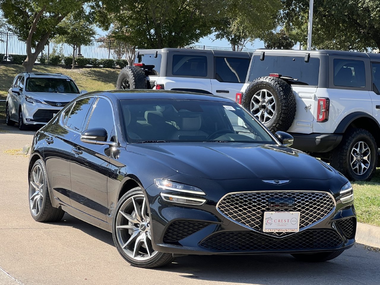 Used 2024 Genesis G70 2.5T RWD image 2