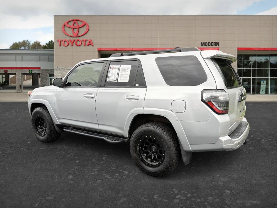 Used 2016 Toyota 4Runner Trail Premium AWD/4WD image 6