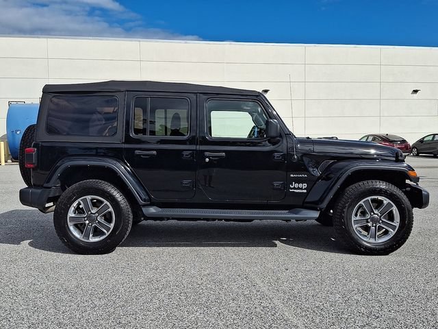Used 2022 Jeep Wrangler Unlimited Sahara w/ Cold Weather Group AWD/4WD image 10