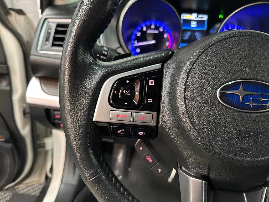 Used 2017 Subaru Outback 2.5i Touring AWD/4WD image 14