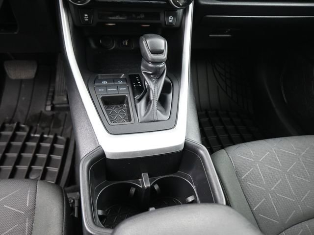 Used 2024 Toyota RAV4 XLE image 46