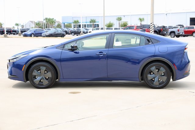 New 2026 Toyota Prius LE image 5