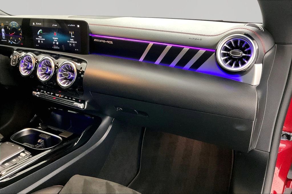 Used 2022 Mercedes-Benz CLA 35 AMG 4MATIC image 21