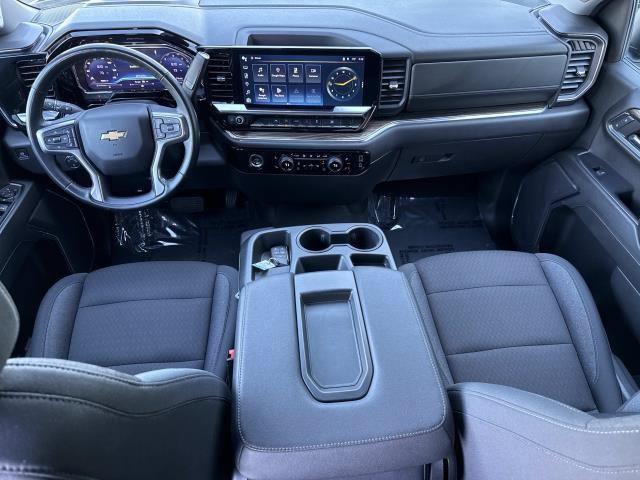 Used 2024 Chevrolet Silverado 1500 LT AWD/4WD image 27