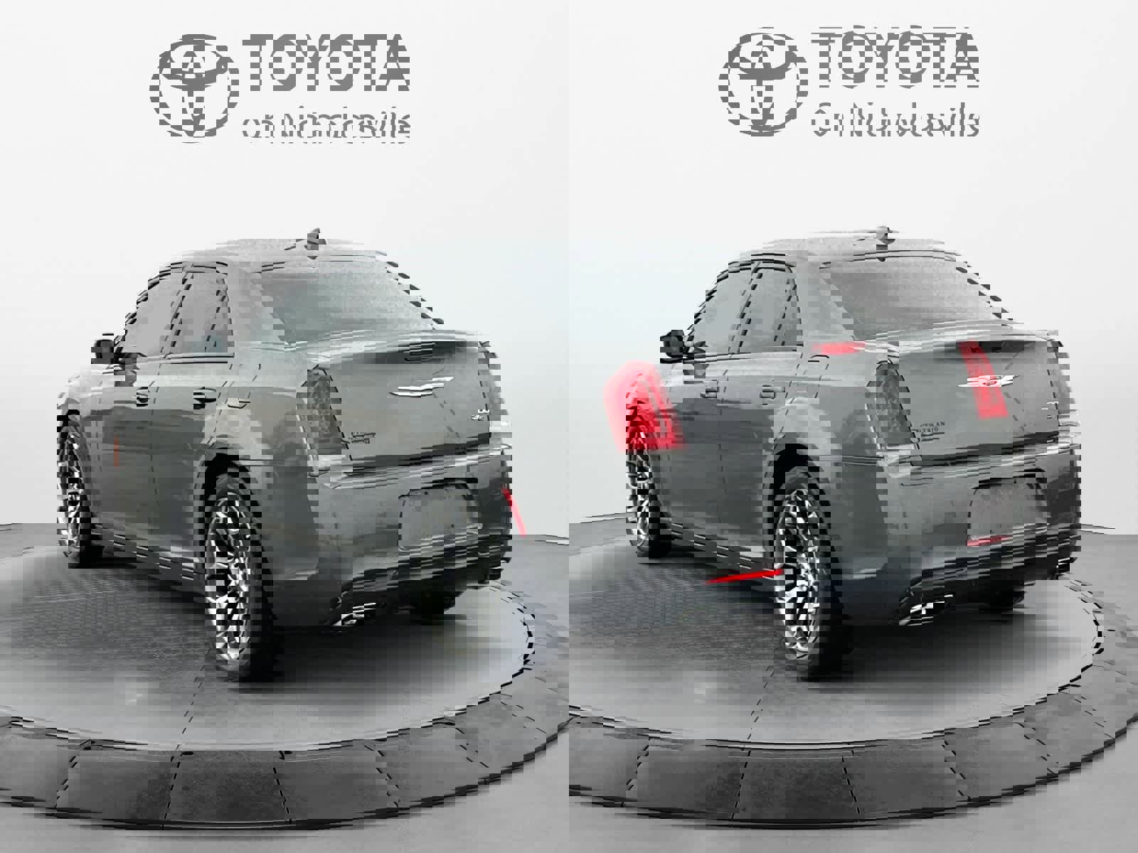 Used 2016 Chrysler 300 S image 4