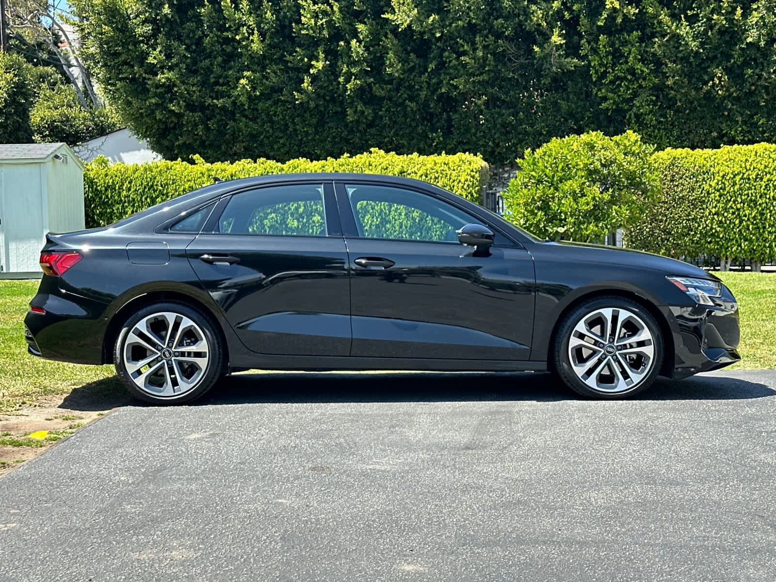 Used 2025 Audi A3 2.0T Premium w/ Black Optic Package AWD/4WD image 9