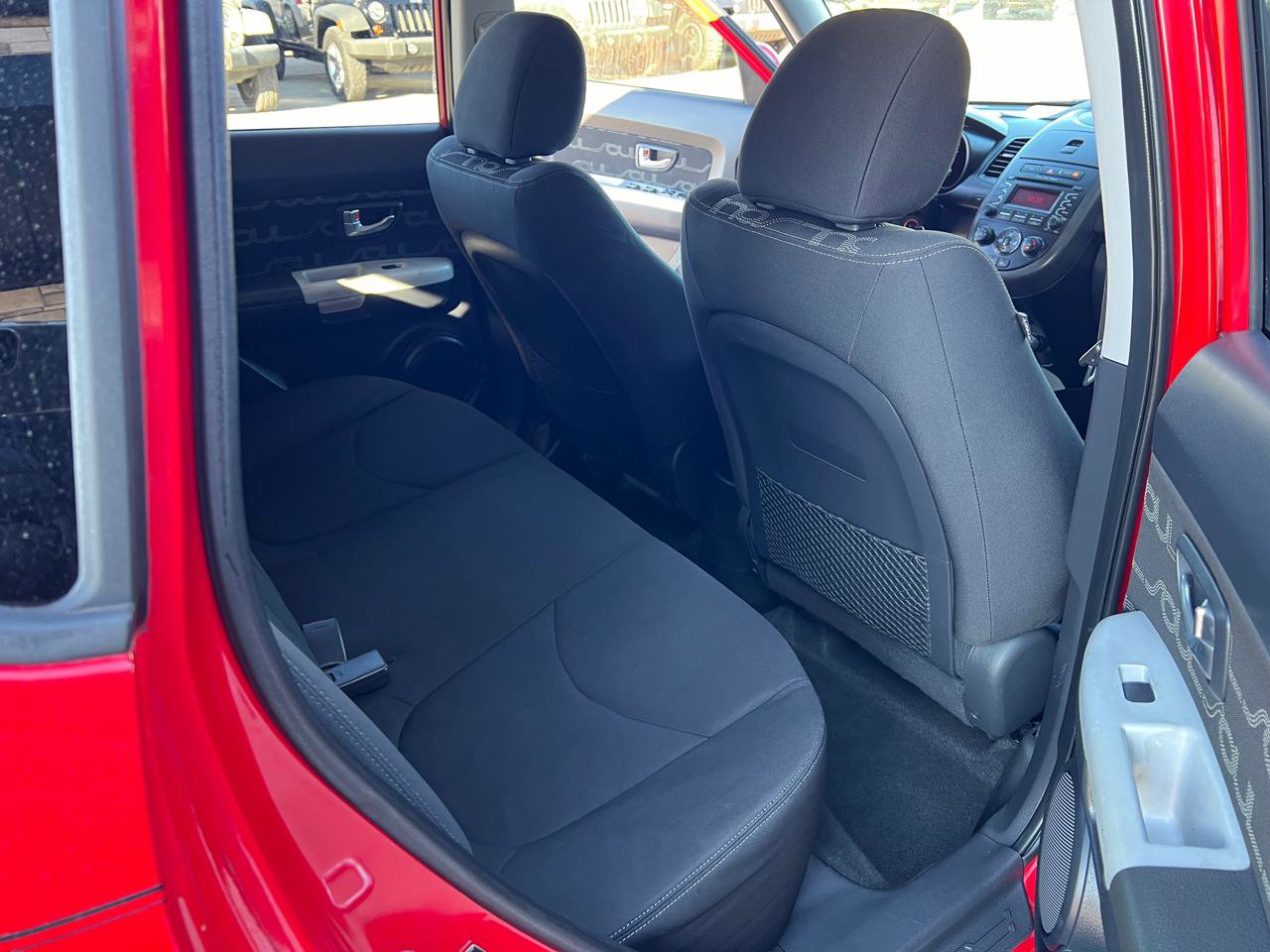 Used 2012 Kia Soul + image 14