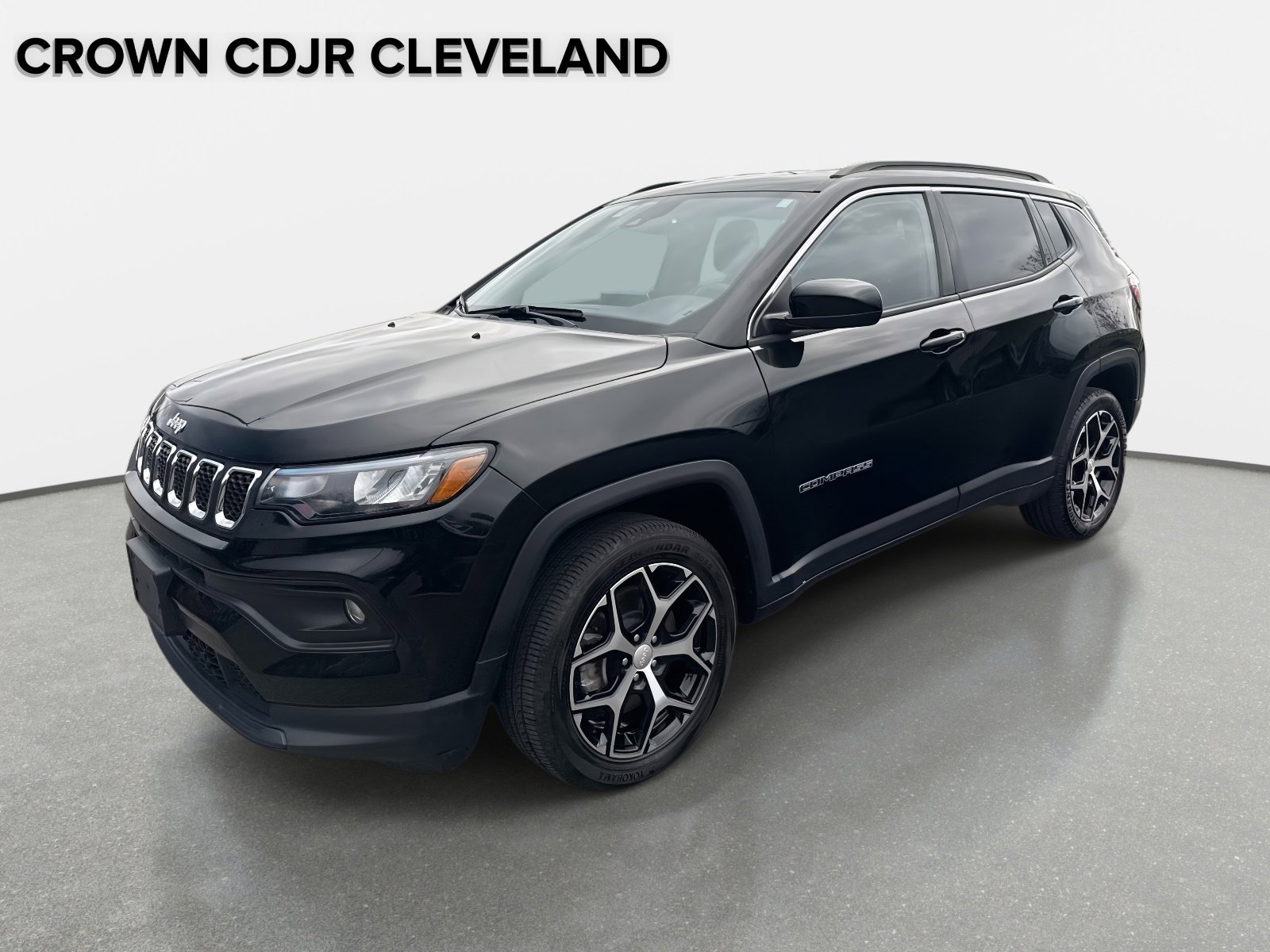 Used 2024 Jeep Compass Latitude image 8