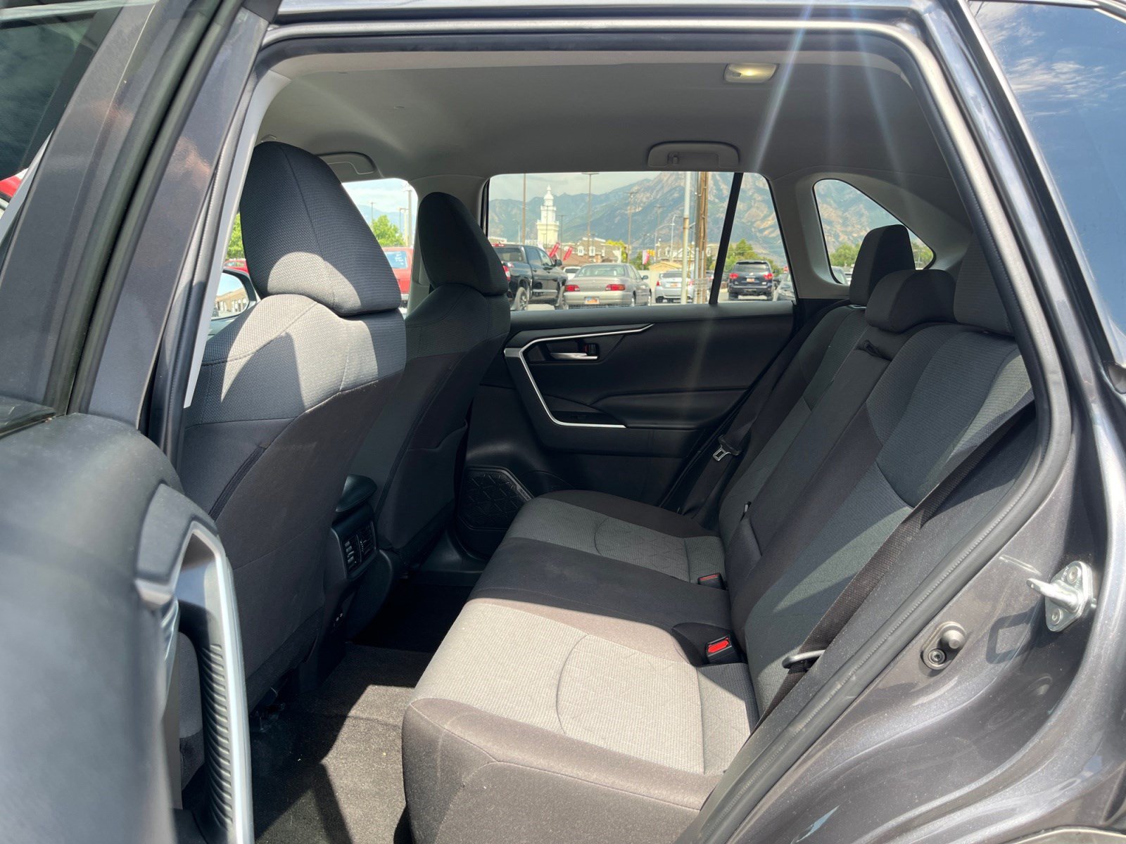 Used 2024 Toyota RAV4 XLE AWD/4WD image 23