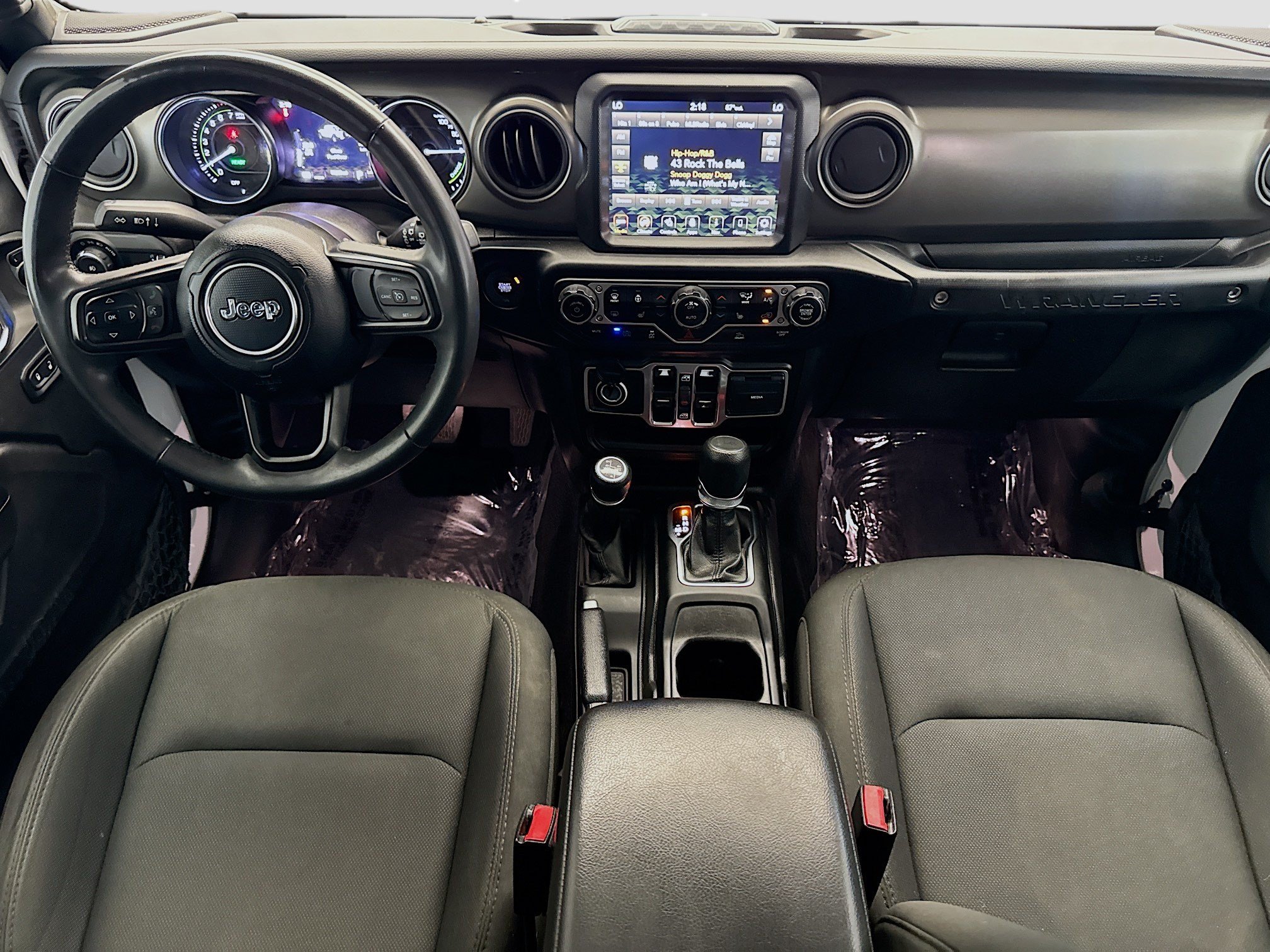Used 2023 Jeep Wrangler Unlimited w/ Cold Weather Group AWD/4WD image 14