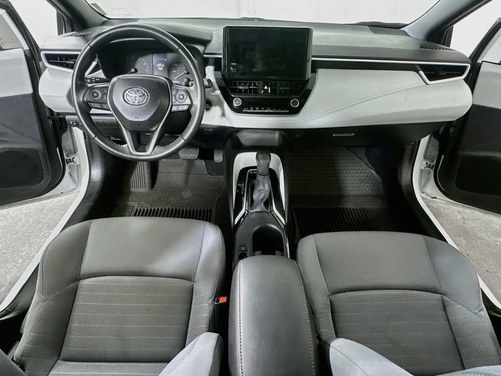 Used 2025 Toyota Corolla SE FWD image 17