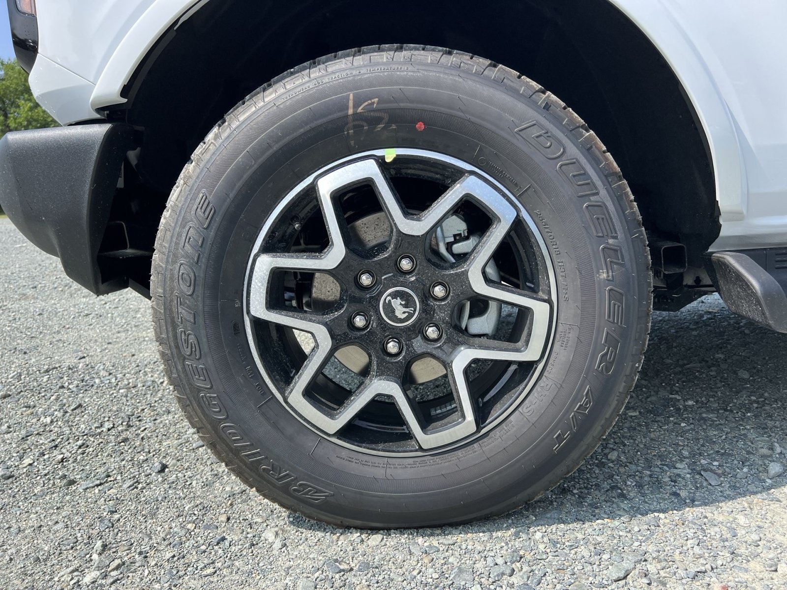 New 2026 Ford Bronco Outer Banks AWD/4WD image 12