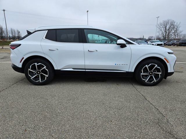 Used 2025 Chevrolet Equinox EV LT image 8