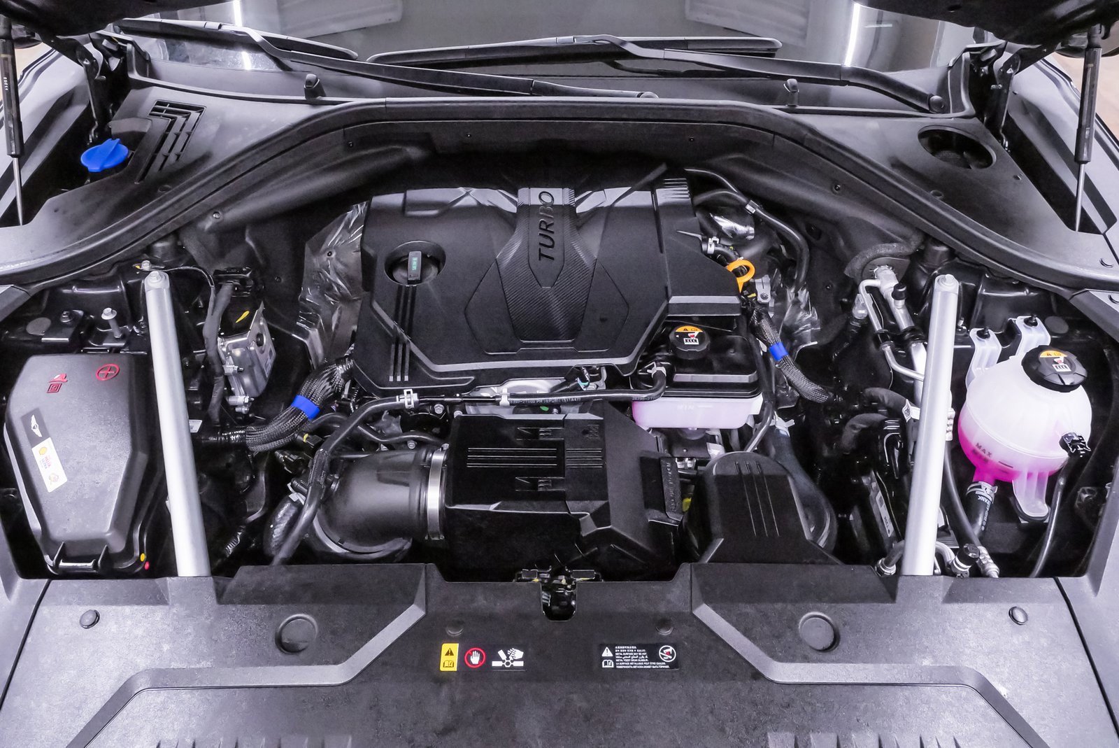 Certified 2026 Genesis GV70 2.5T Advanced image 22