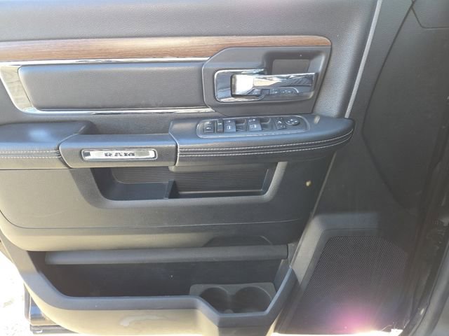 Used 2013 RAM 1500 Laramie w/ Convenience Group image 10