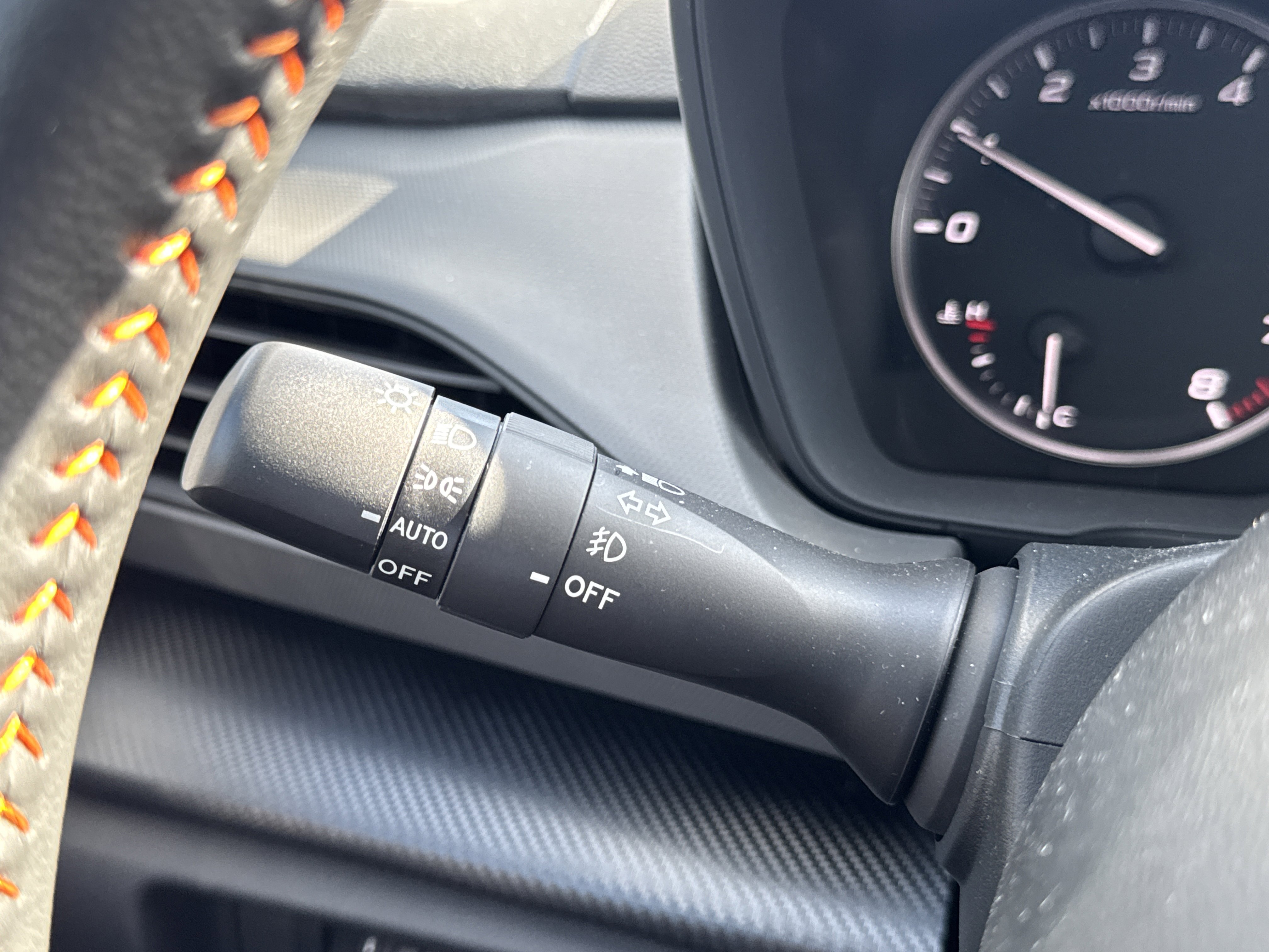 Certified 2025 Subaru Crosstrek 2.5i Limited w/ Crosstrek Mirror Package image 16