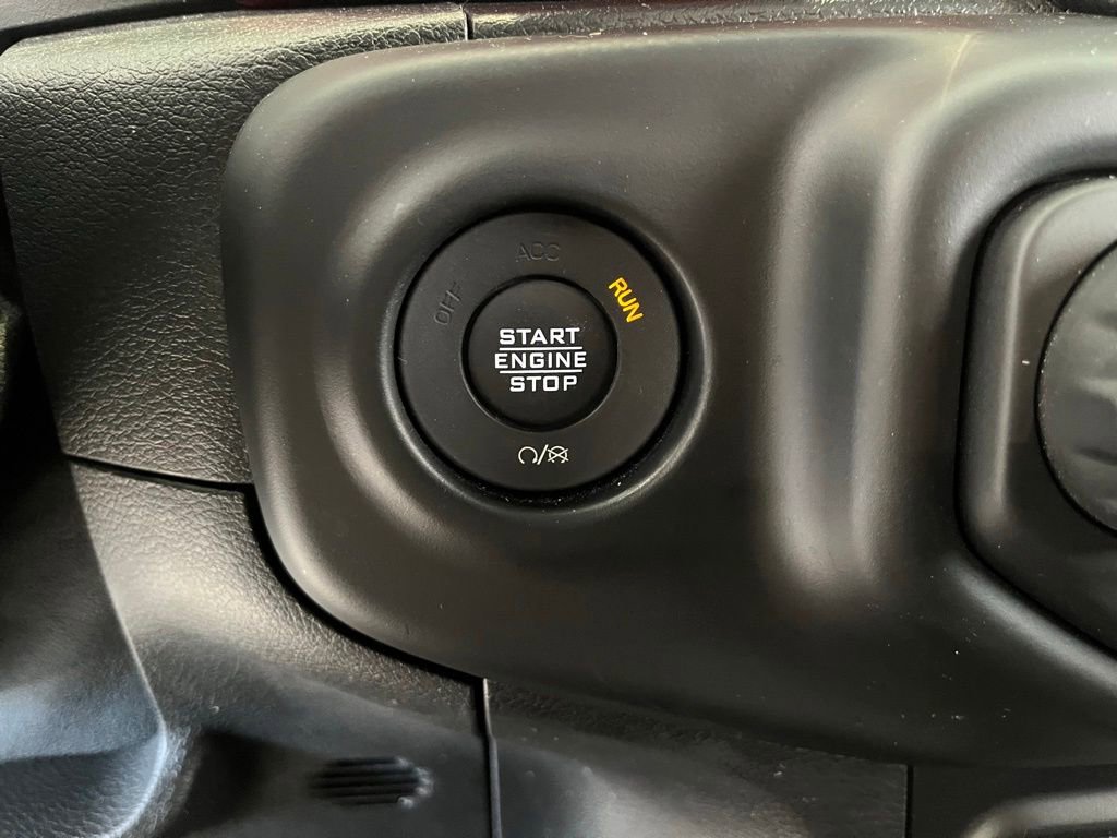 Used 2021 Jeep Wrangler Rubicon AWD/4WD image 44