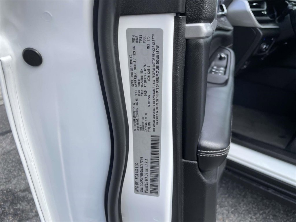 Used 2022 Jeep Grand Cherokee Limited 4xe image 42