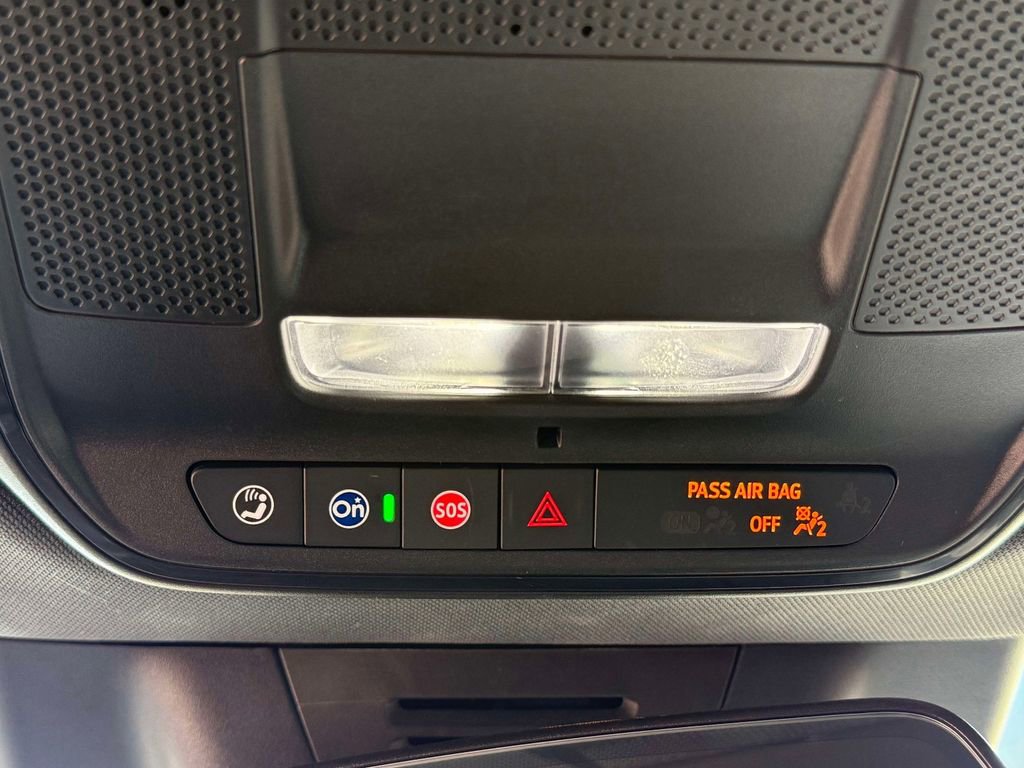 Used 2024 Chevrolet Equinox EV RS image 26