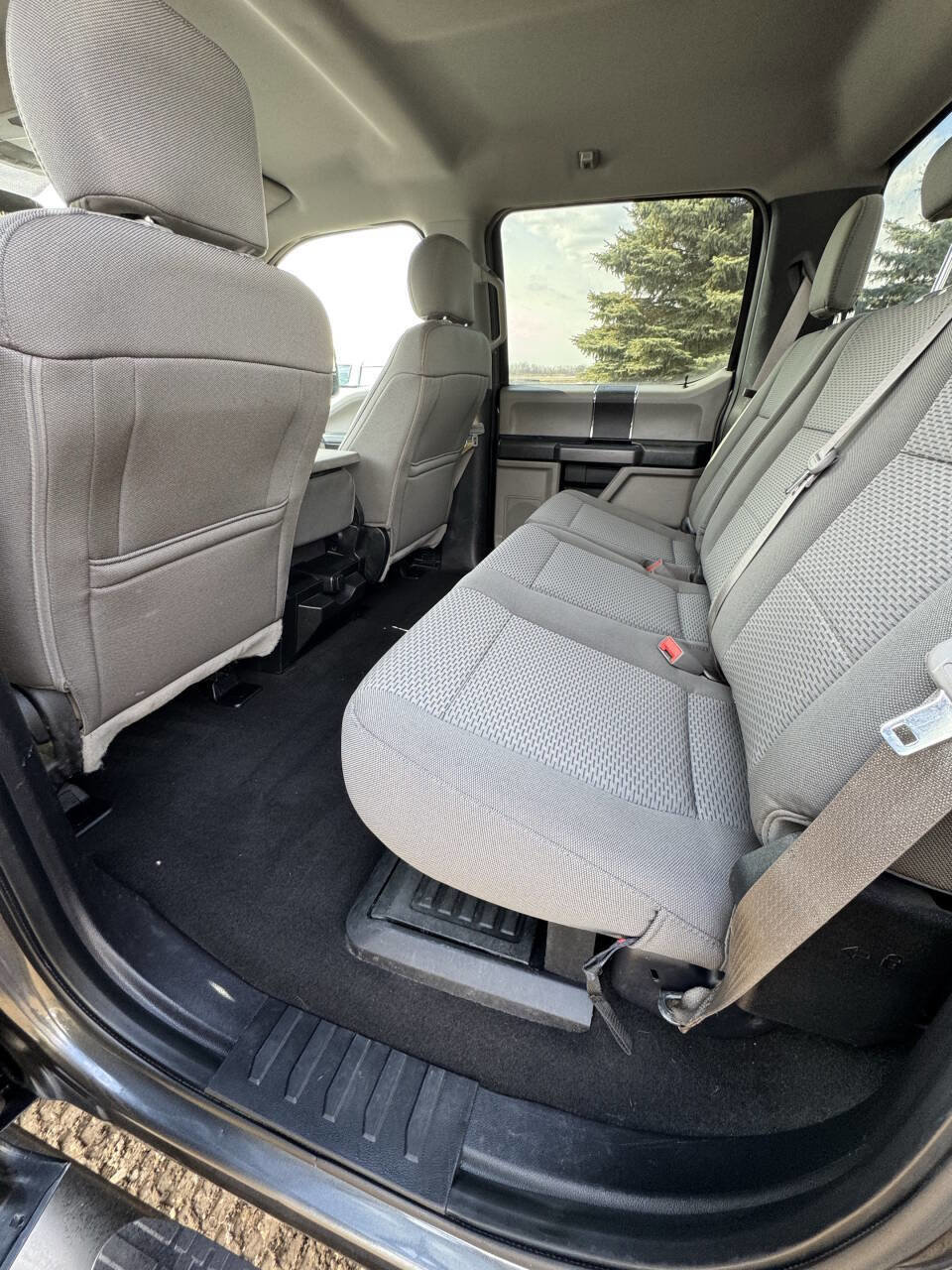 Used 2019 Ford F250 XLT w/ Camper Package image 50
