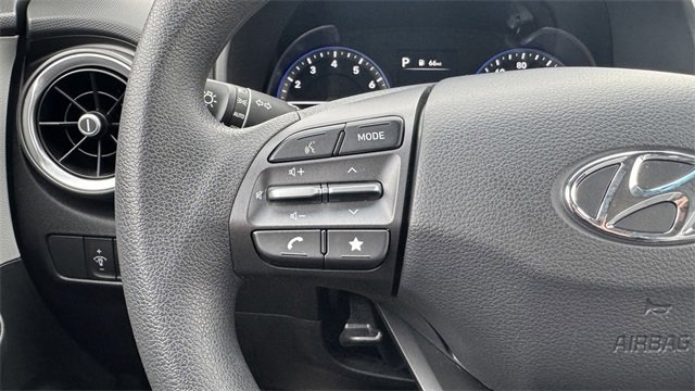Used 2023 Hyundai Kona SE image 23
