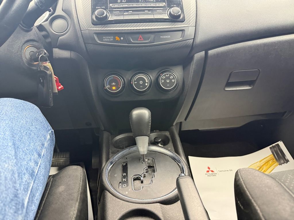 Used 2015 Mitsubishi Outlander Sport ES image 20