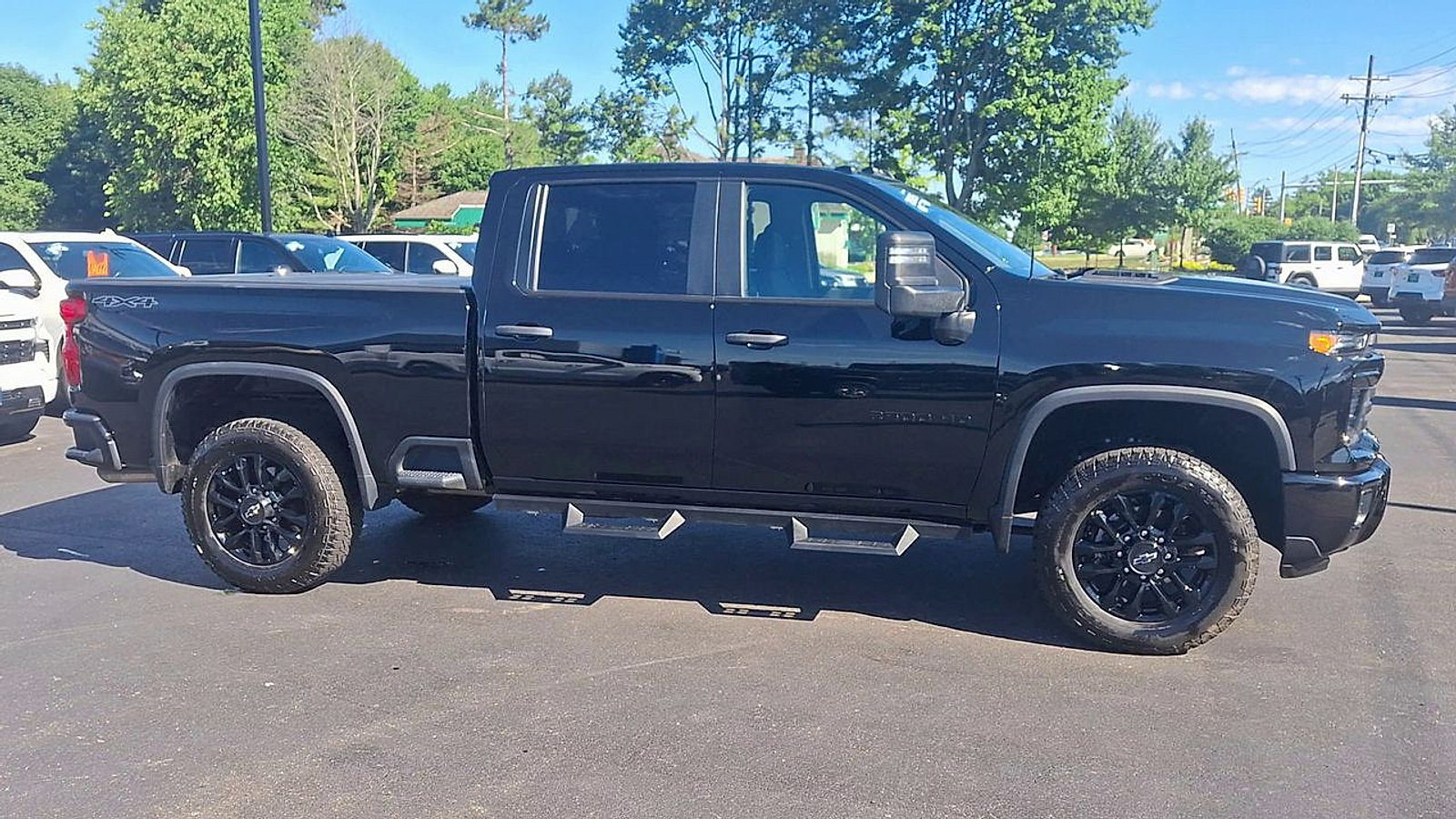 Certified 2025 Chevrolet Silverado 2500 Custom w/ Custom Value Package AWD/4WD image 4