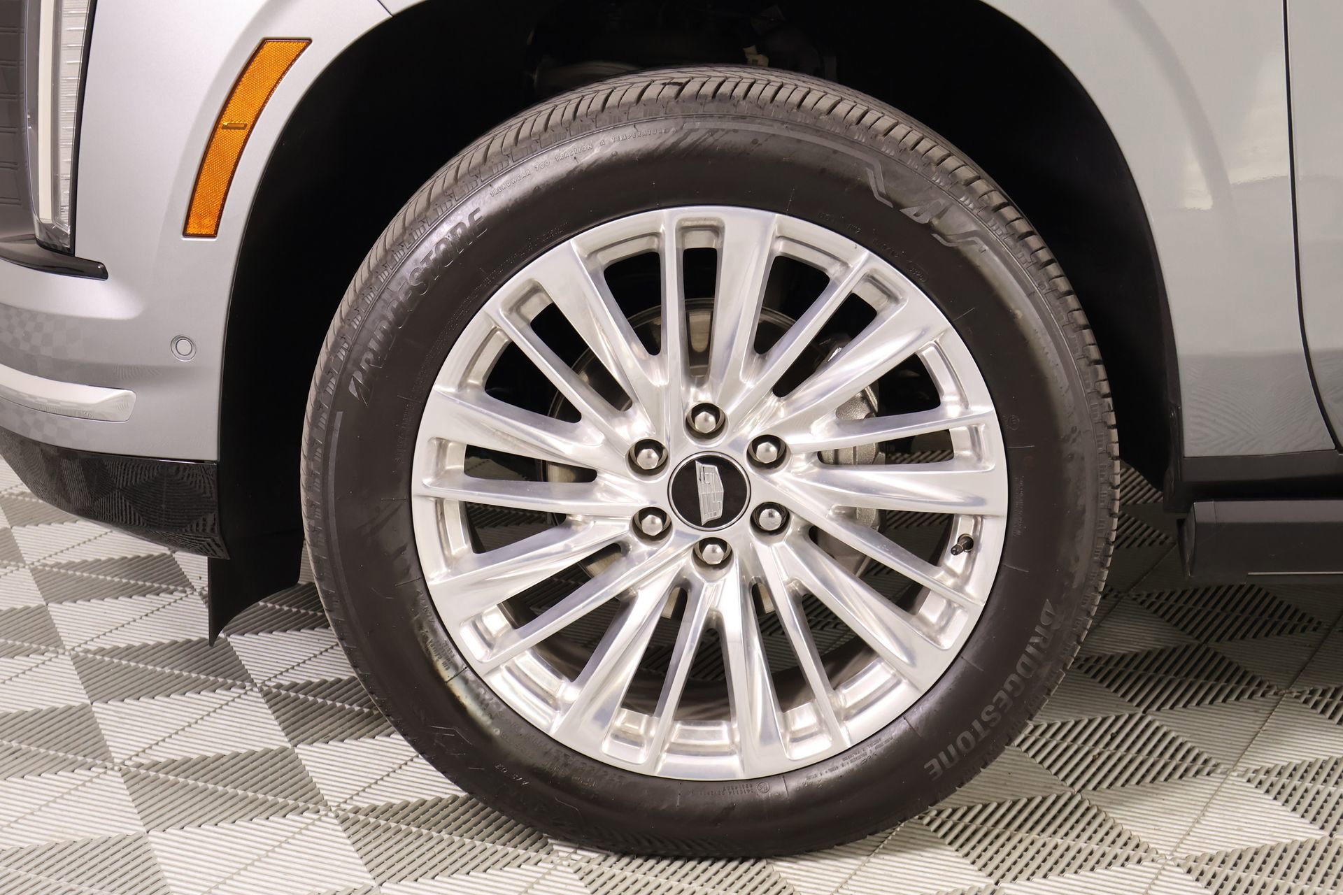 Used 2026 Cadillac Escalade Luxury w/ LPO, Floor Liner Package image 21