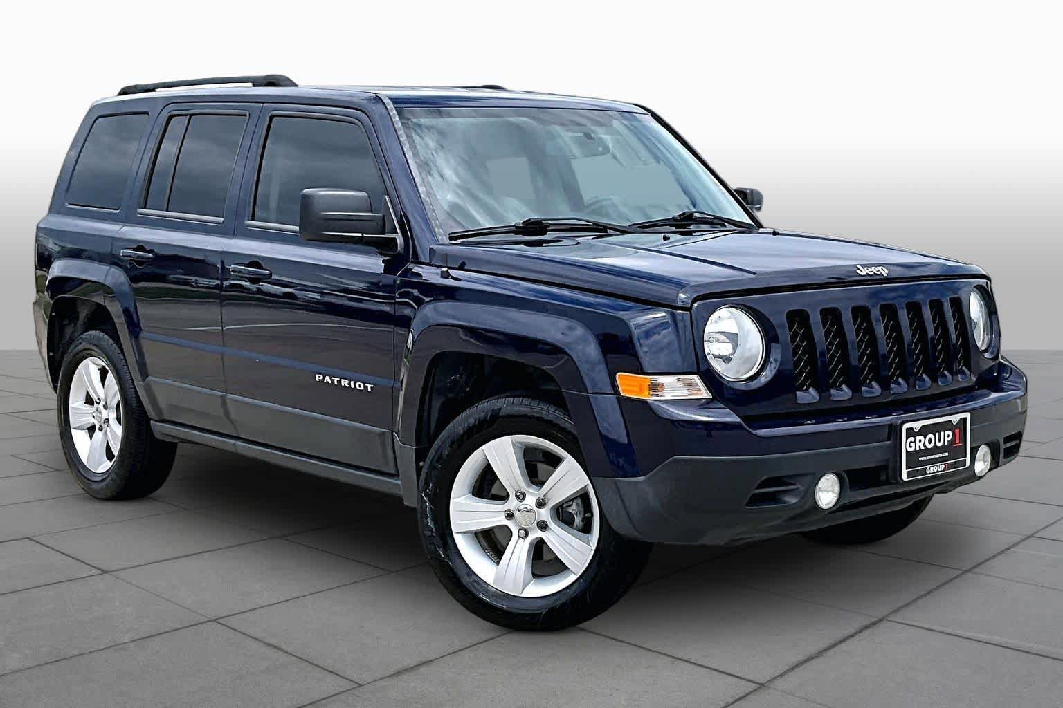 Used 2016 Jeep Patriot Sport w/ Power Value Group AWD/4WD image 3