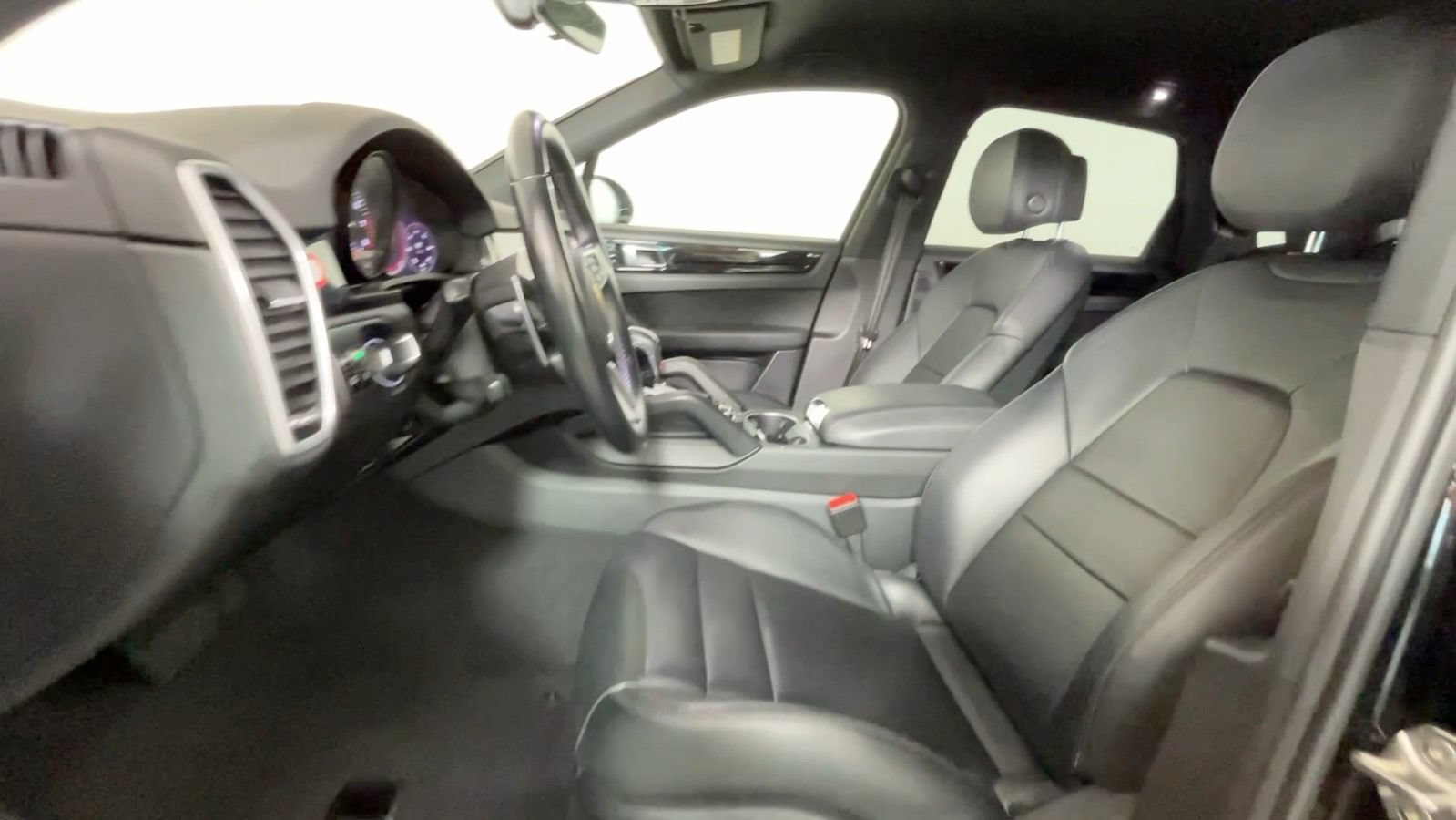Used 2021 Porsche Cayenne E-Hybrid AWD/4WD image 21