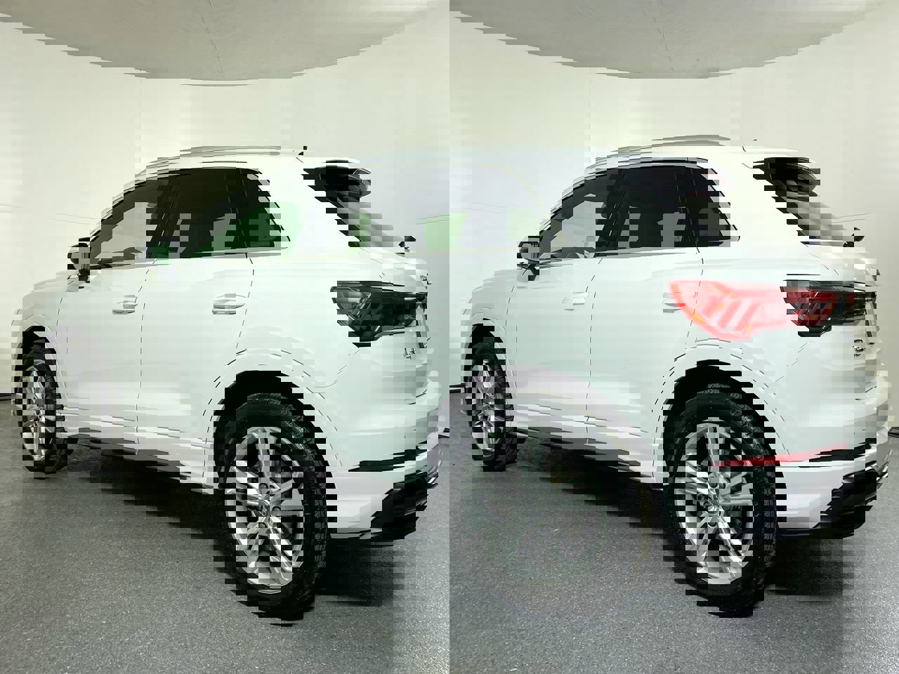 Used 2020 Audi Q3 2.0T Premium Plus w/ Premium Plus Package image 31