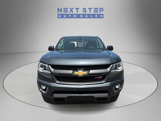 Used 2017 Chevrolet Colorado Z71 AWD/4WD image 2