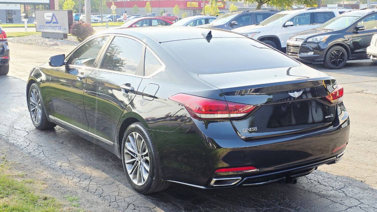 Used 2015 Hyundai Genesis 3.8 AWD/4WD image 4