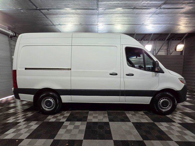 Used 2020 Mercedes-Benz Sprinter 2500 image 9