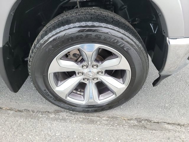 Used 2021 RAM 1500 Limited image 12