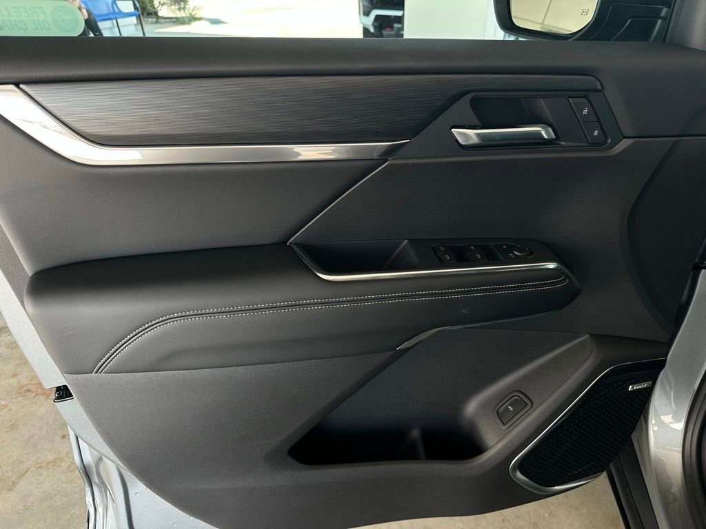 New 2026 GMC Acadia Elevation w/ Super Cruise Package image 11