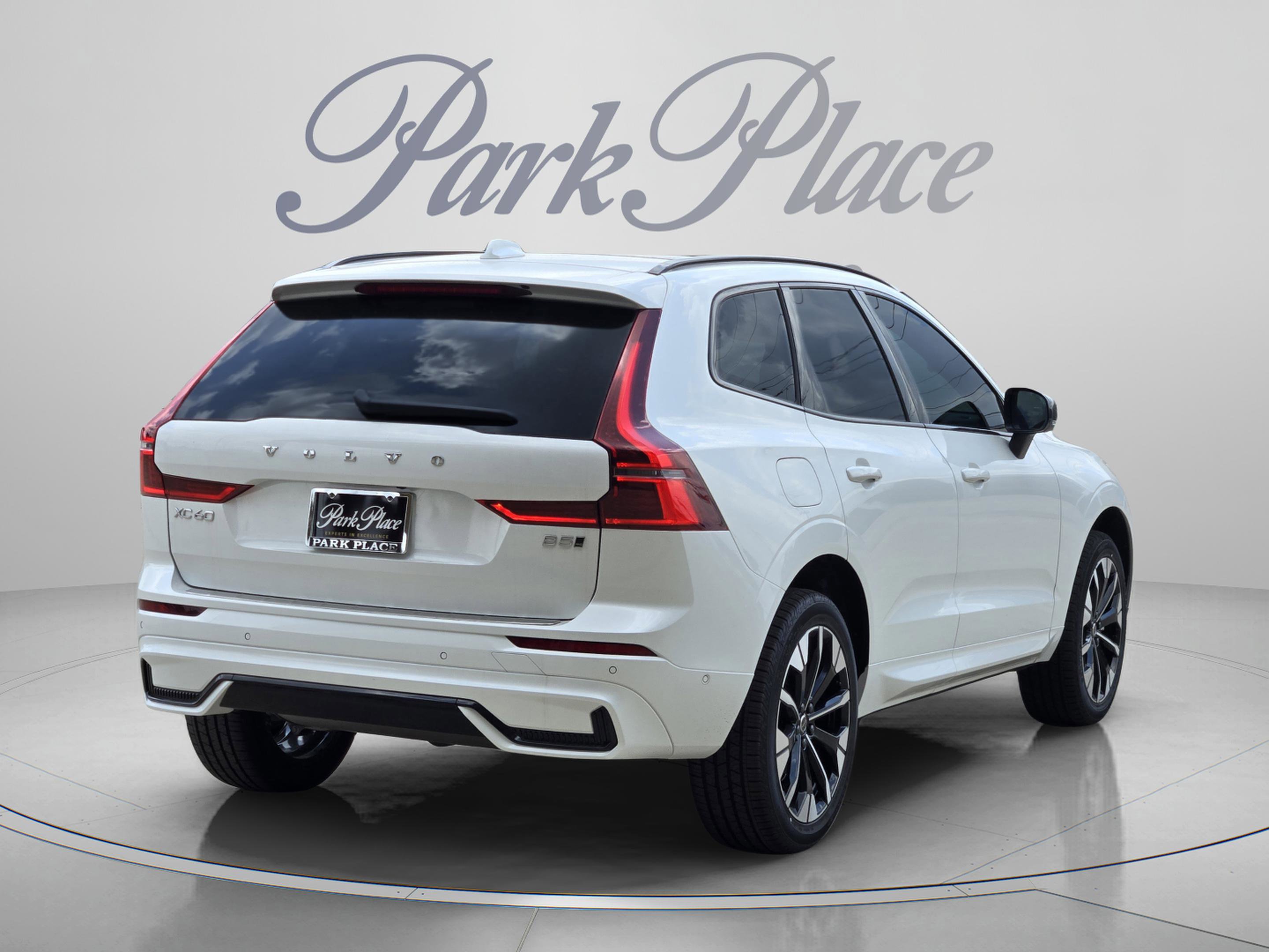 New 2026 Volvo XC60 B5 Plus w/ Protection Package Premier AWD/4WD image 6