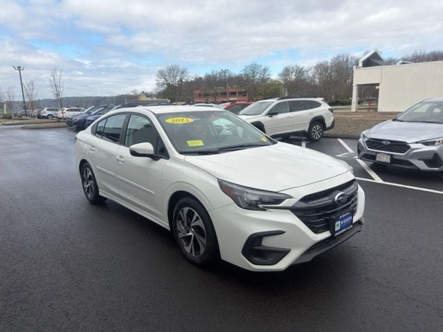 Certified 2025 Subaru Legacy Premium AWD/4WD image 4